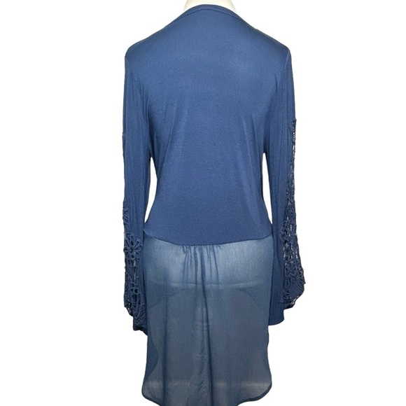 A. MOON Tunic Blouse Blue High low Lace sleeves Unique style Stretch Size Large - Picture 6 of 6